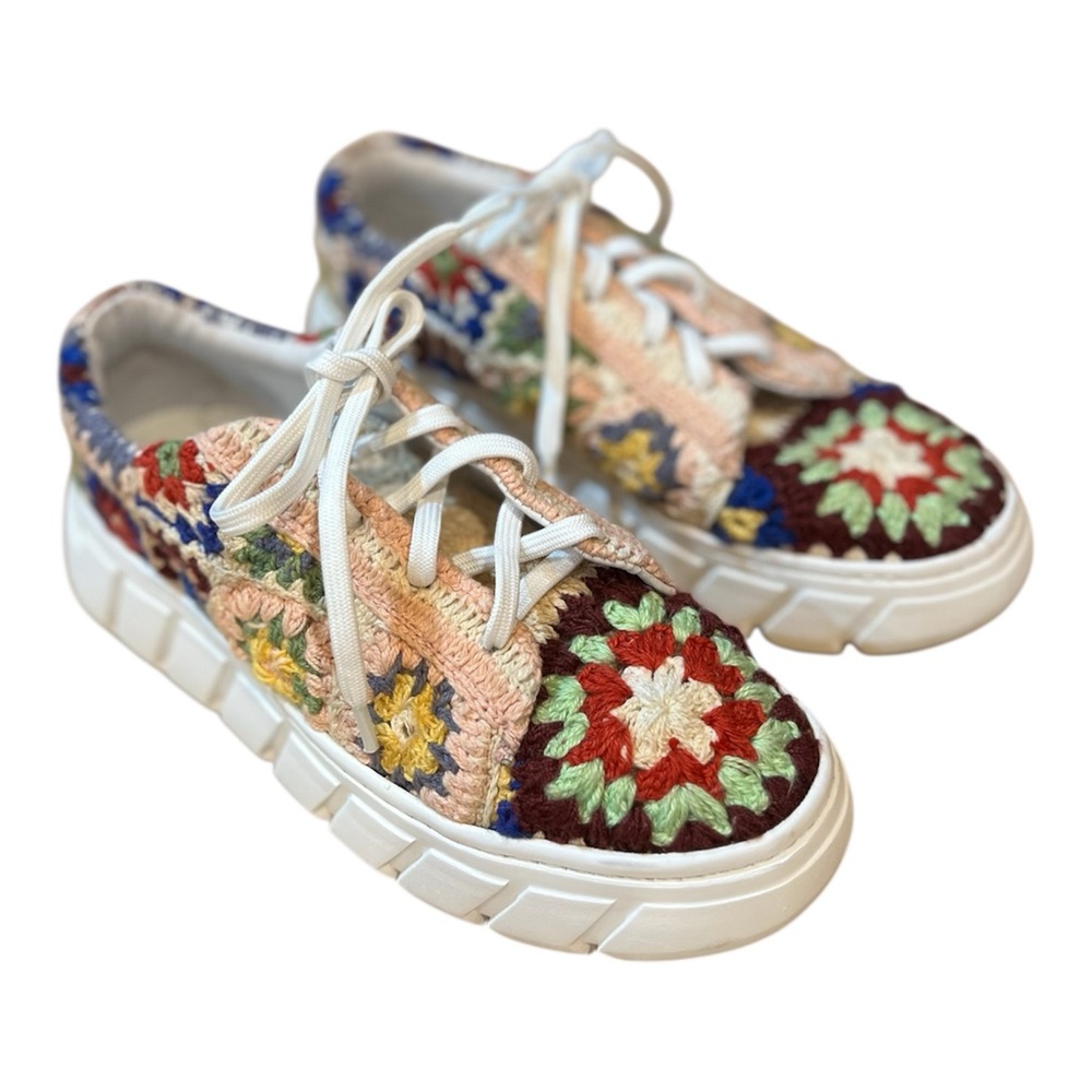 Free People Catch Me If You Can  Women’s Crochet Sneakers SZ 37=6.5 - Picture 3 of 12